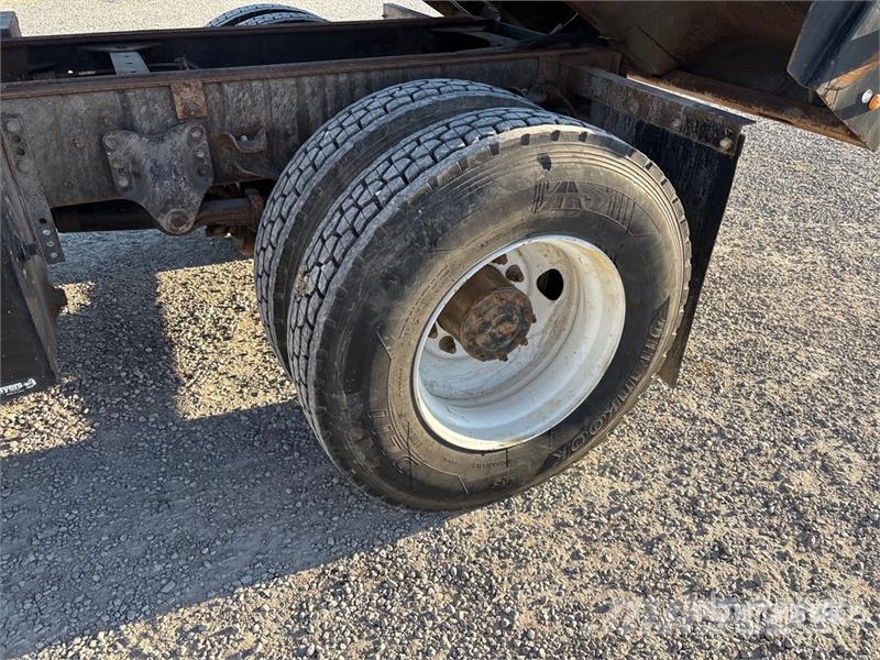 Freightliner M2106 4x2 S/A Dump Truck Tipper trucks