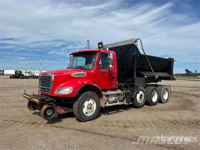 Freightliner M2112 8x4 Hi-Rail Tri/A Dump Truck Pašizgāzējs