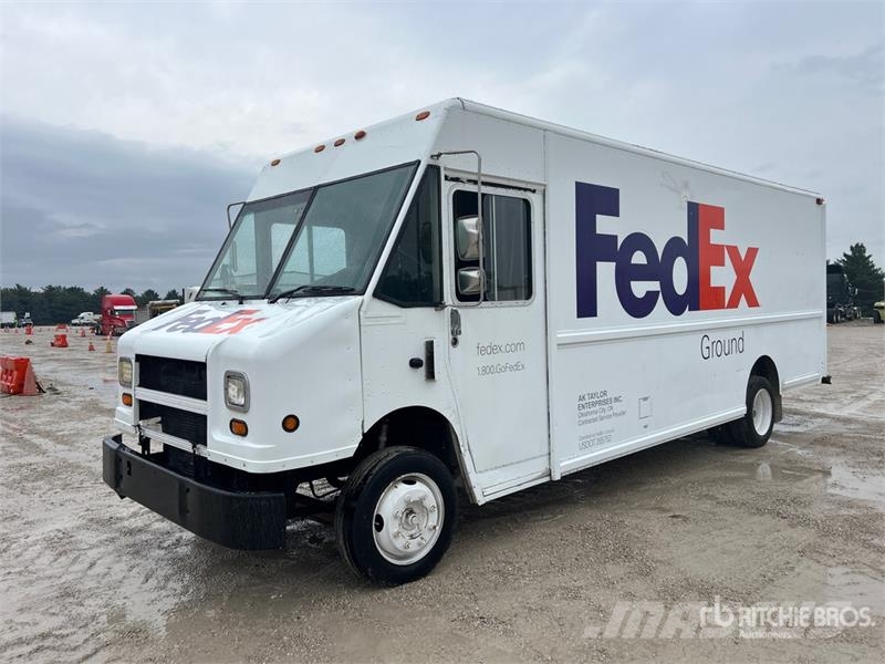 Freightliner MT55 박스 바디