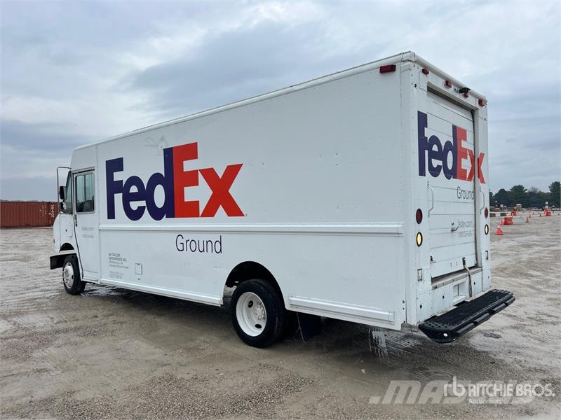 Freightliner MT55 박스 바디