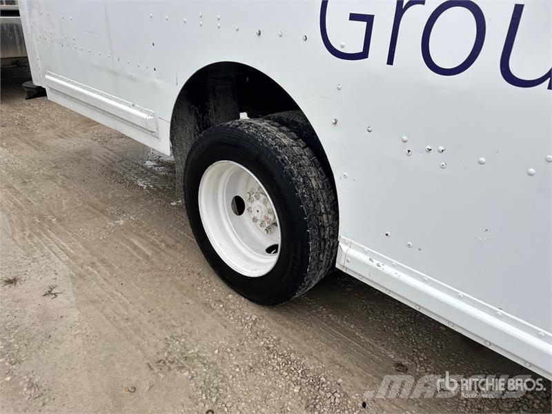 Freightliner MT55 박스 바디