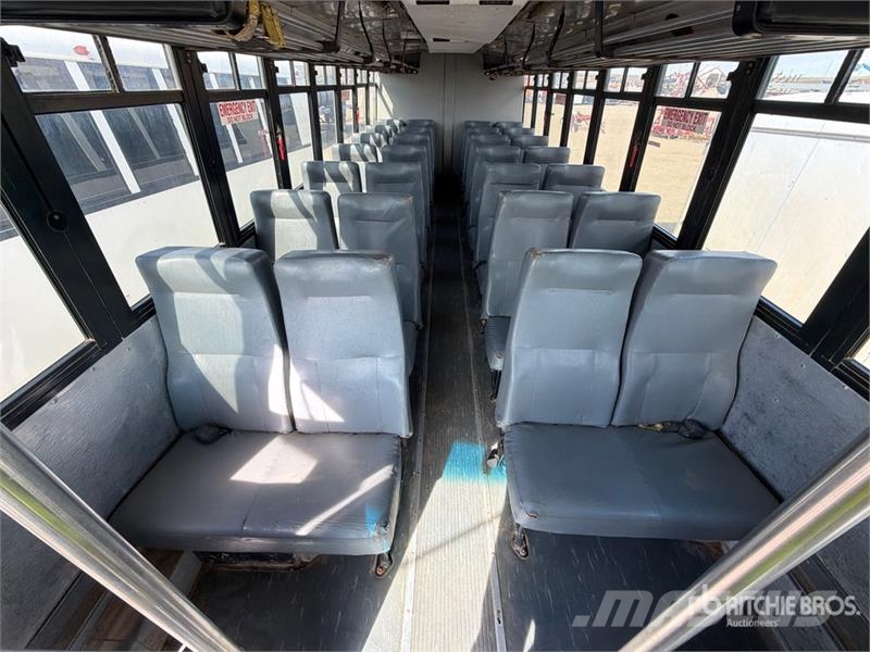 Freightliner Saf-T-Liner C2 4x2 28-Seat Transit Bus Mini autobusi