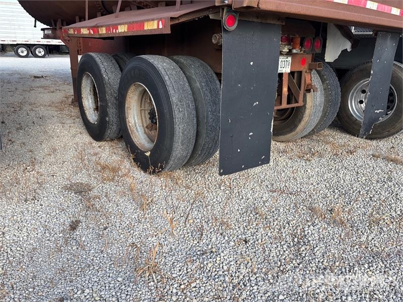 Fruehauf 24 ft T/A Quarter Frame End Dump Trailer Sora- ja kippiperävaunut