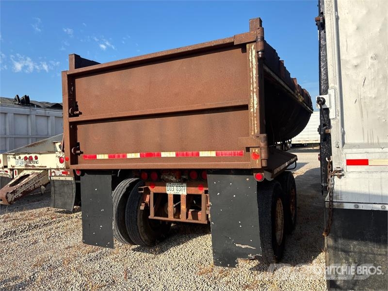Fruehauf 24 ft T/A Quarter Frame End Dump Trailer Sora- ja kippiperävaunut