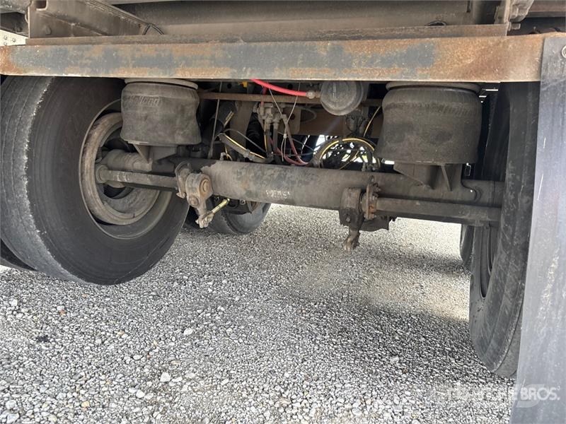 Fruehauf FBAC95-15.1F-11.2-53W 53 ft x 102 in T/A Van Trail مقطورات ذات هيكل صندوقي