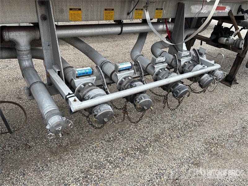 Fruehauf TAG-F2-ESF9500X4DB 9500 gal T/A Tanker Trailer 탱커 트레일러