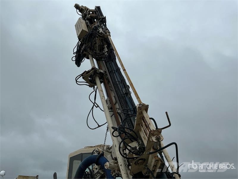 Furukawa FRD 1200-ED Crawler Mounted Blasthole Drill 其他钻凿设备