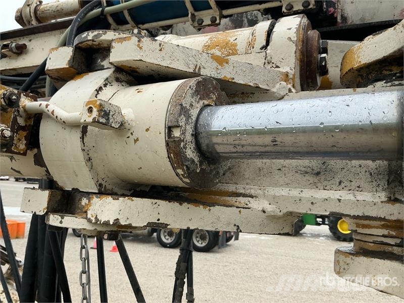 Furukawa FRD 1200-ED Crawler Mounted Blasthole Drill 其他钻凿设备