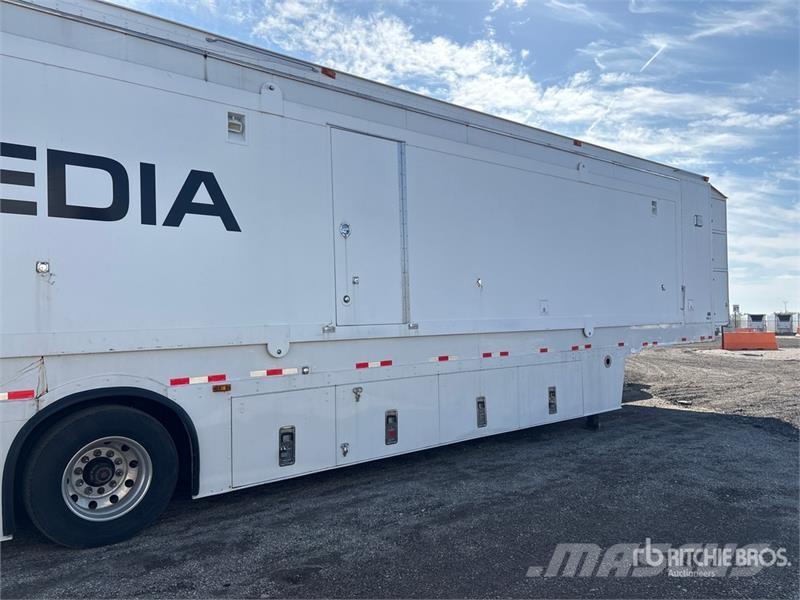  G & A 606 53 ft T/A Multi media trailer Enclosed T Prikolice zabojniki