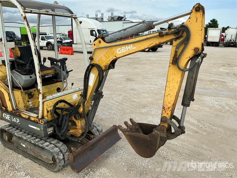 Gehl GE142 Mini Excavator (Inoperable) Mini ekskavatörler, 7 tona dek