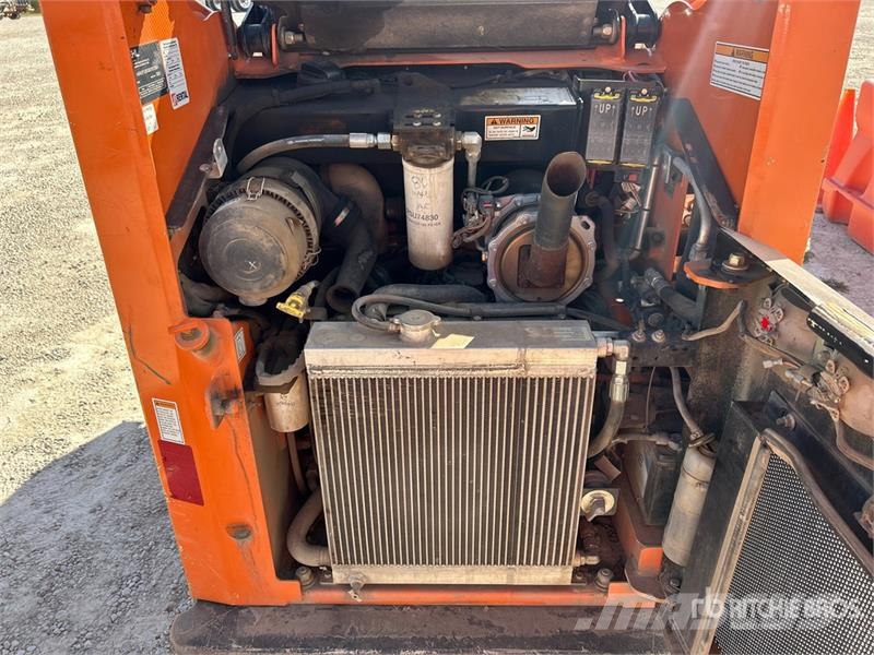 Gehl RT105 Two-Speed Compact Track Loader Skid steer loaders