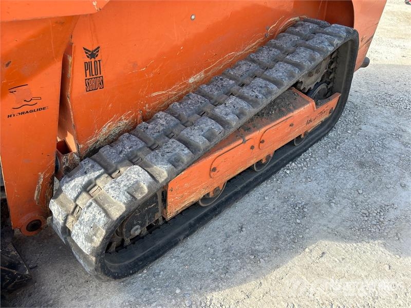Gehl RT105 Two-Speed Compact Track Loader Skid steer loaders