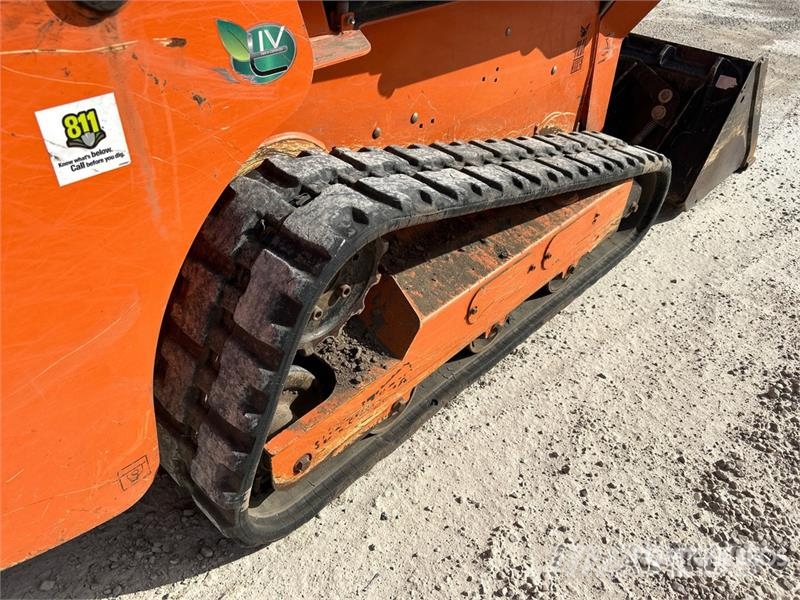 Gehl RT105 Two-Speed Compact Track Loader Skid steer loaders