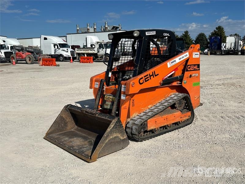 Gehl RT105 Two-Speed Compact Track Loader Skid steer loaders