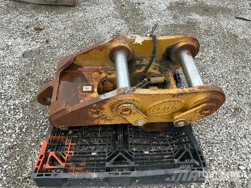 Geith Excavator Coupler Pikakytkimet