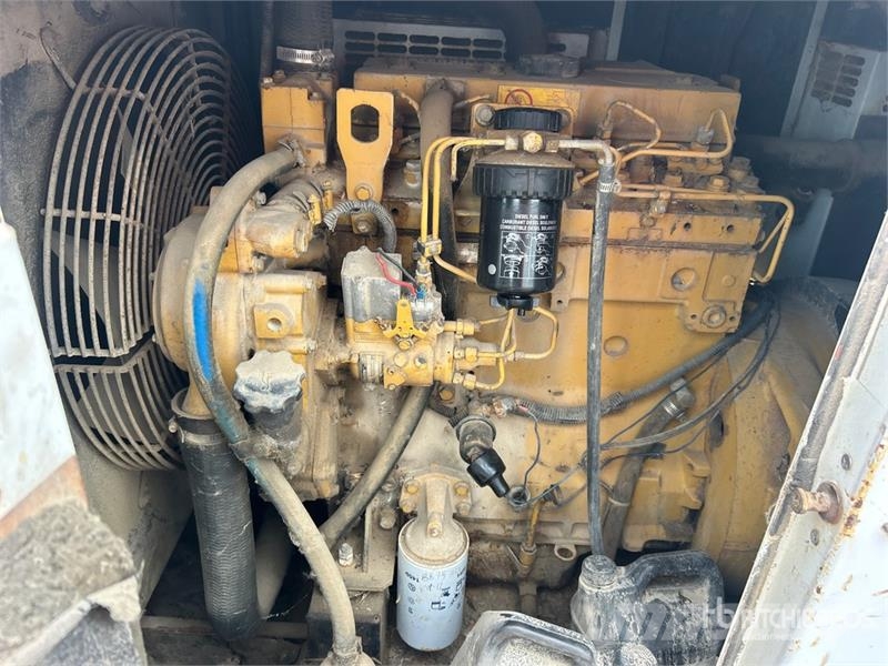Generac 1742-S 36 kW Skid-Mounted Generator Set Naftové generátory