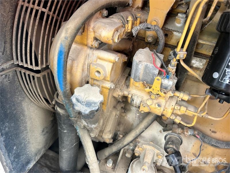 Generac 1742-S 36 kW Skid-Mounted Generator Set Naftové generátory