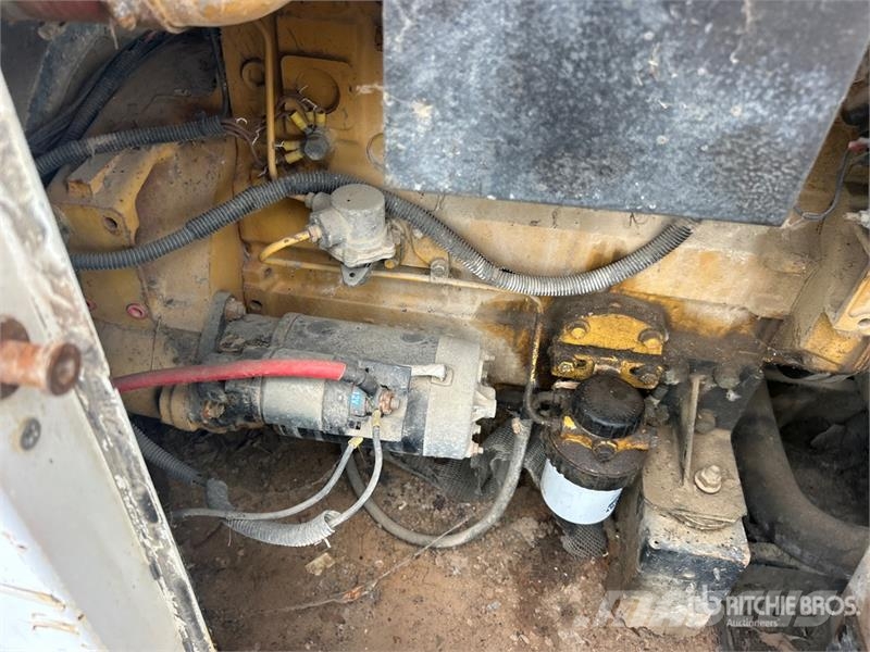 Generac 1742-S 36 kW Skid-Mounted Generator Set Naftové generátory