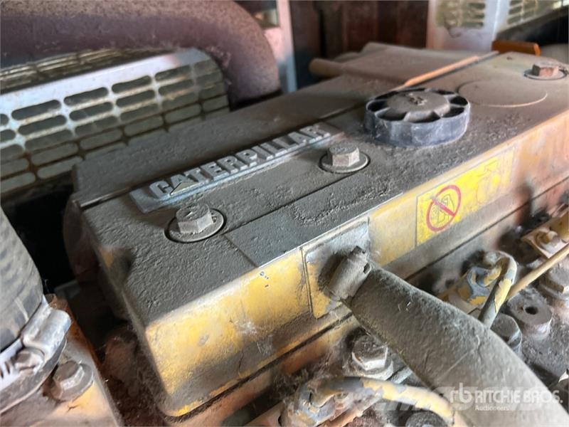 Generac 1742-S 36 kW Skid-Mounted Generator Set Naftové generátory