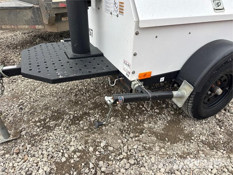 Generac 8 kW Light Tower Fénytornyok