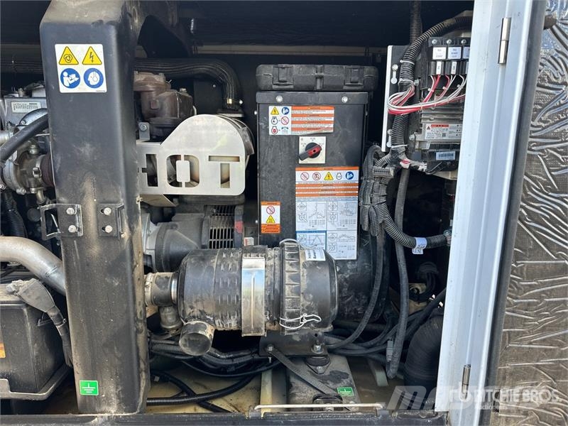 Generac MDG25IF4 17.5 kW Mobile Generator Set 柴油发电机