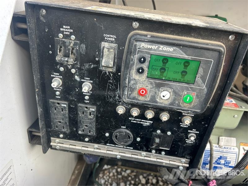 Generac MLT4080KV 8 kW Light Tower Mobiilsed valgustusseadmed