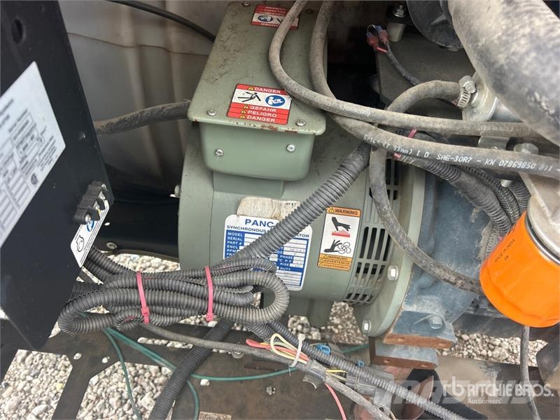 Generac MLT4080KV 8 kW Light Tower Освітлювальні вежі