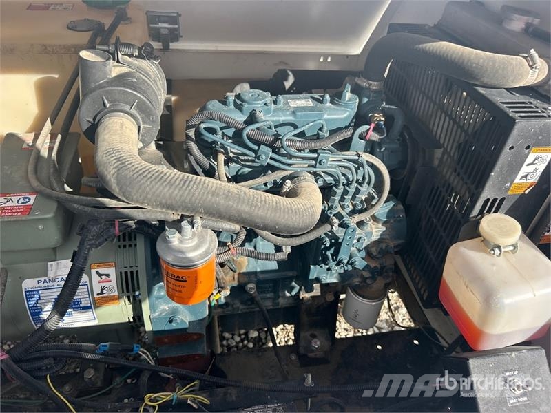 Generac MLT4080KV 8 kW Light Tower Mobiilsed valgustusseadmed