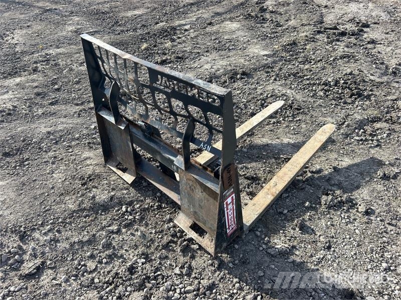 General 48 in Skid Steer Forks Fourche