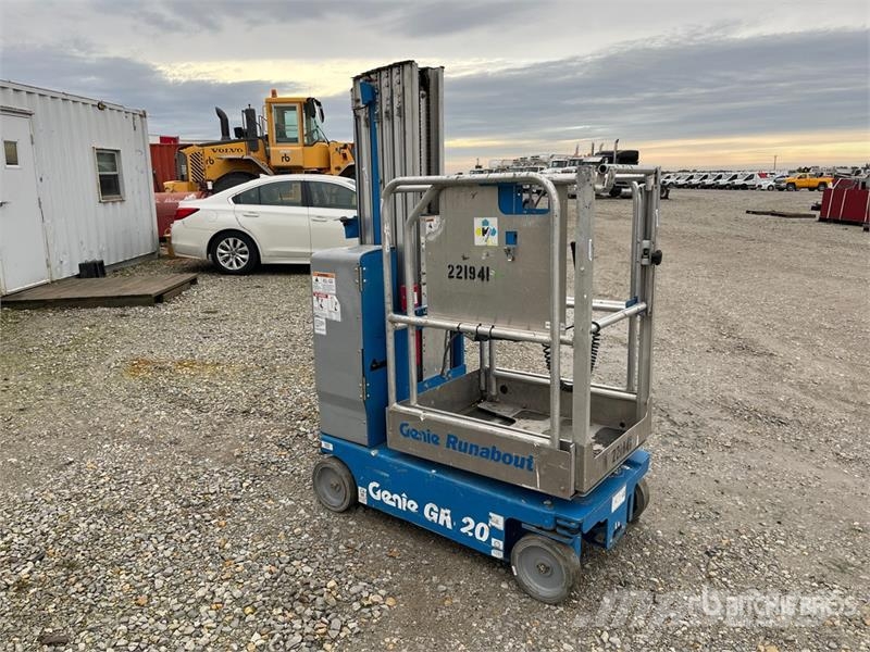 Genie GR-20 Vertical Mast Lift Used Personnel lifts and access elevators