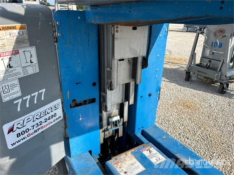 Genie GR-20 Vertical Mast Lift Vertikálne stĺpové výťahy
