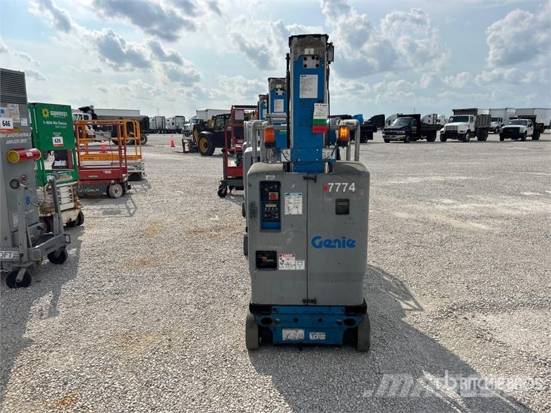 Genie GR-20 Vertical Mast Lift Vertikálne stĺpové výťahy