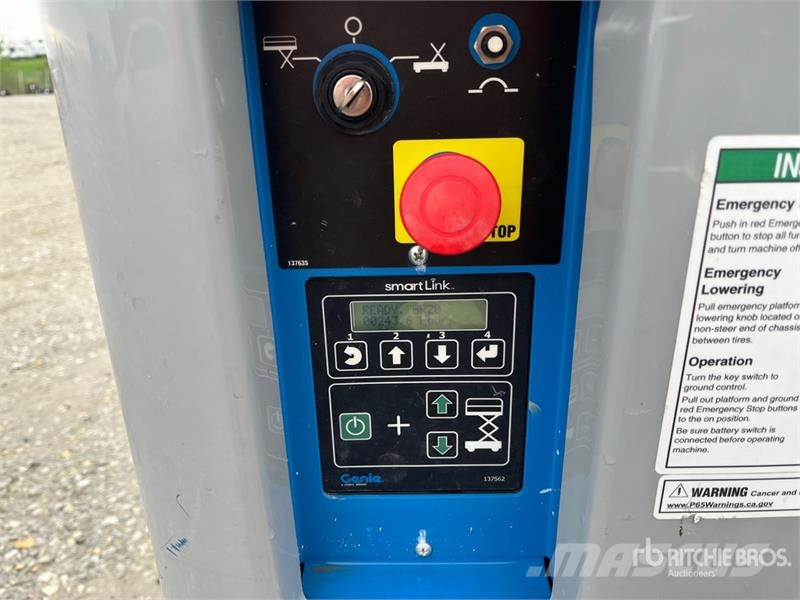 Genie GR-20 Vertical Mast Lift Used Personnel lifts and access elevators
