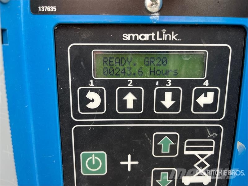Genie GR-20 Vertical Mast Lift Used Personnel lifts and access elevators