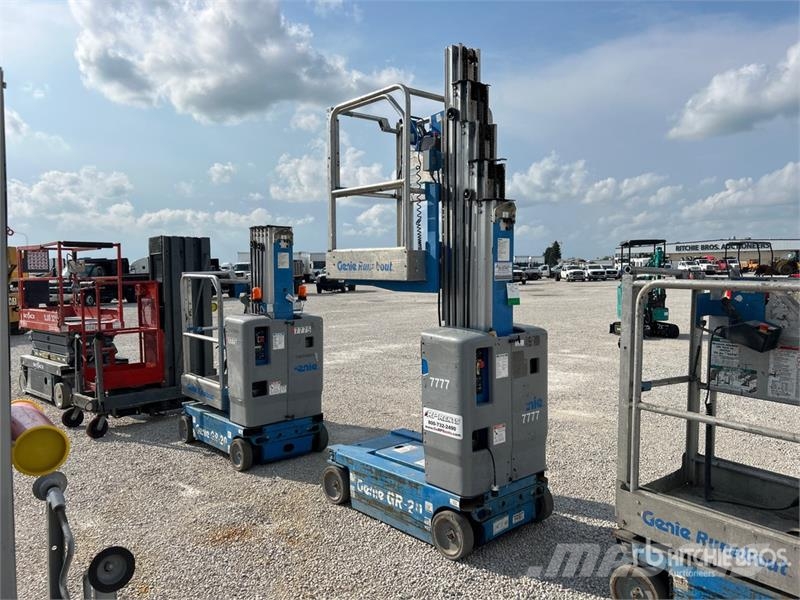Genie GR-20 Vertical Mast Lift Vertikálne stĺpové výťahy