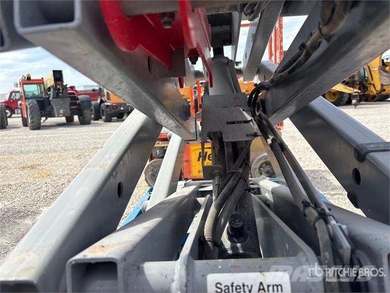 Genie GS-1330 Electric Scissor Lift Scissor lifts