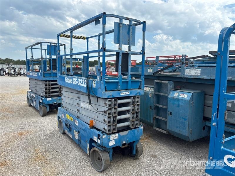 Genie GS-3232 Electric Scissor Lift 가위형 리프트
