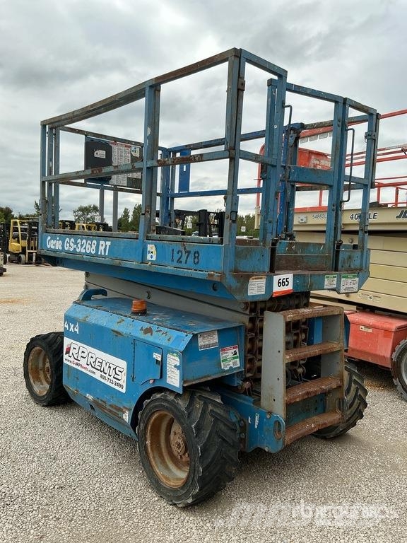 Genie GS-3268 Elevadores de tesoura
