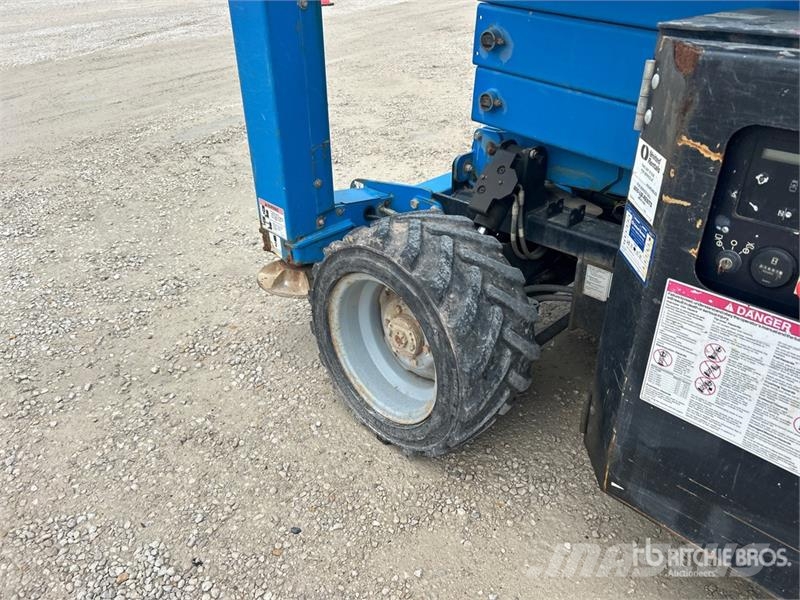Genie GS-3369RT 가위형 리프트