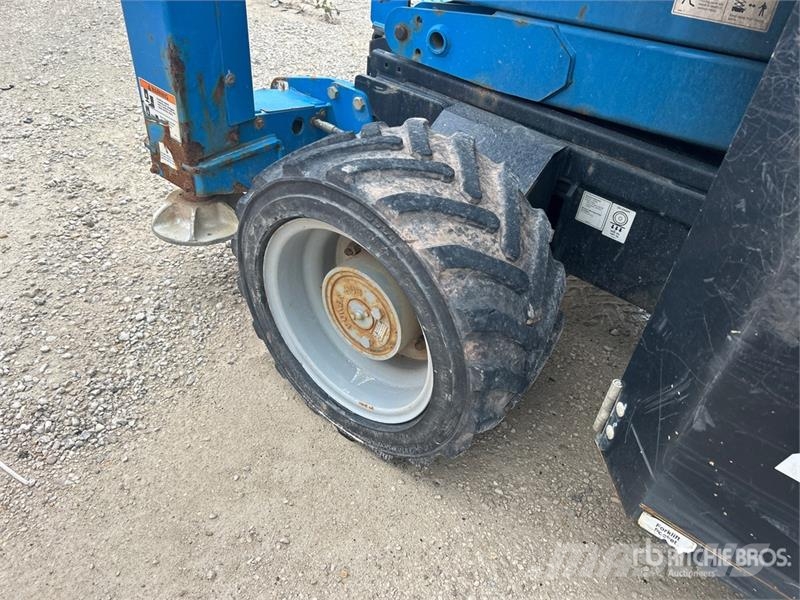 Genie GS-3369RT 가위형 리프트