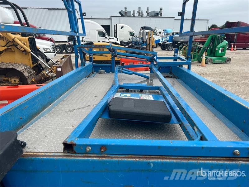 Genie GS-3369RT 가위형 리프트