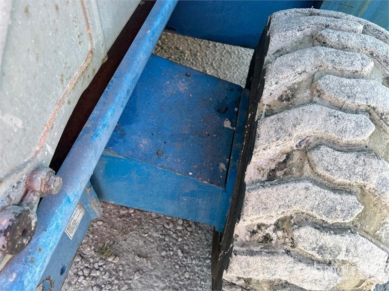 Genie GS-3384 4x4 Diesel Scissor Lift Käärtõstukid