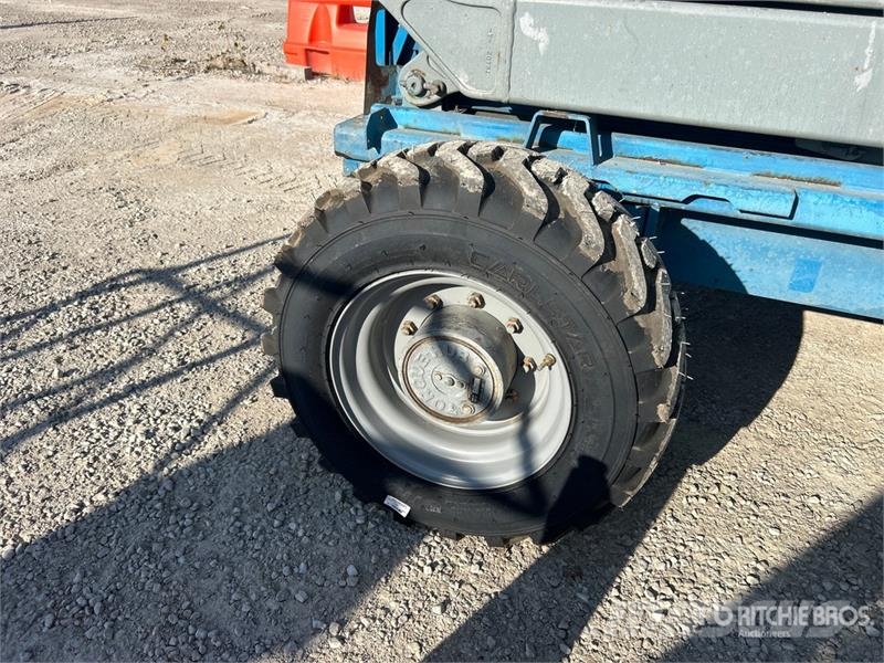 Genie GS-3384 4x4 Diesel Scissor Lift Käärtõstukid