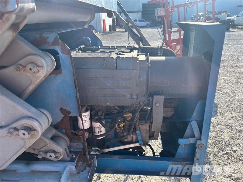 Genie GS-3384 4x4 Diesel Scissor Lift Käärtõstukid