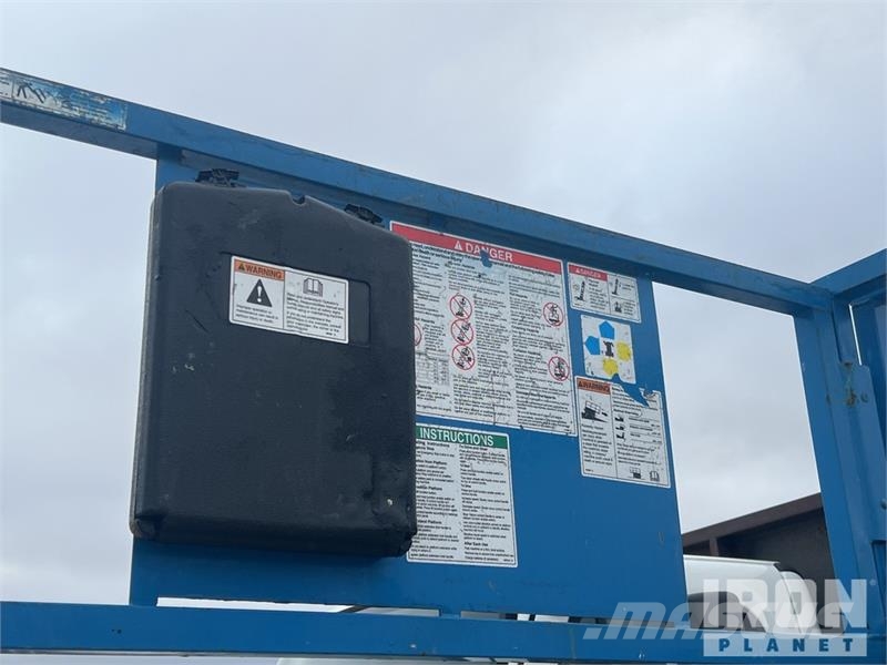 Genie GS-4069DC Electric Scissor Lift Škarjaste dvižne ploščadi