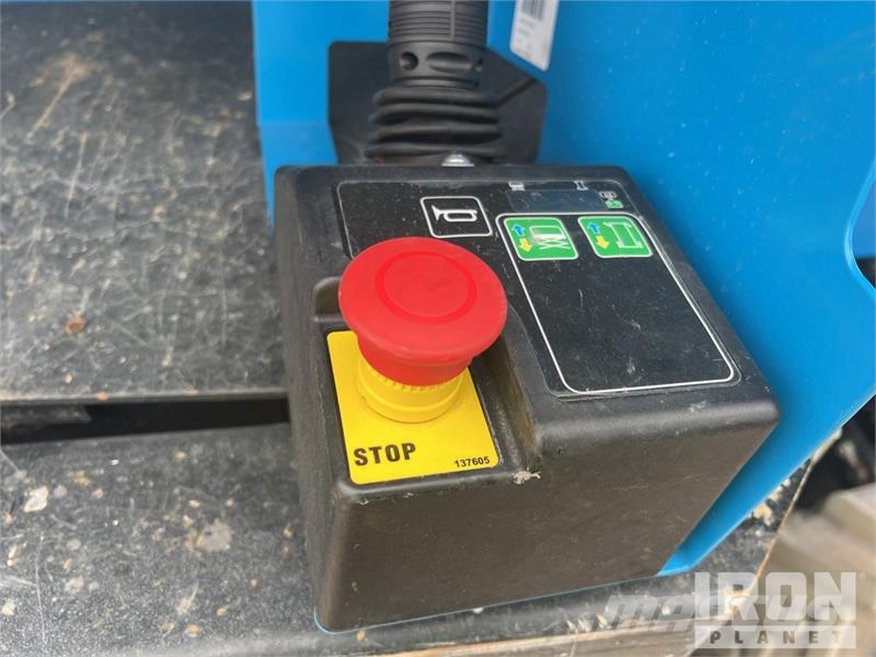 Genie GS-4069DC Electric Scissor Lift Škarjaste dvižne ploščadi