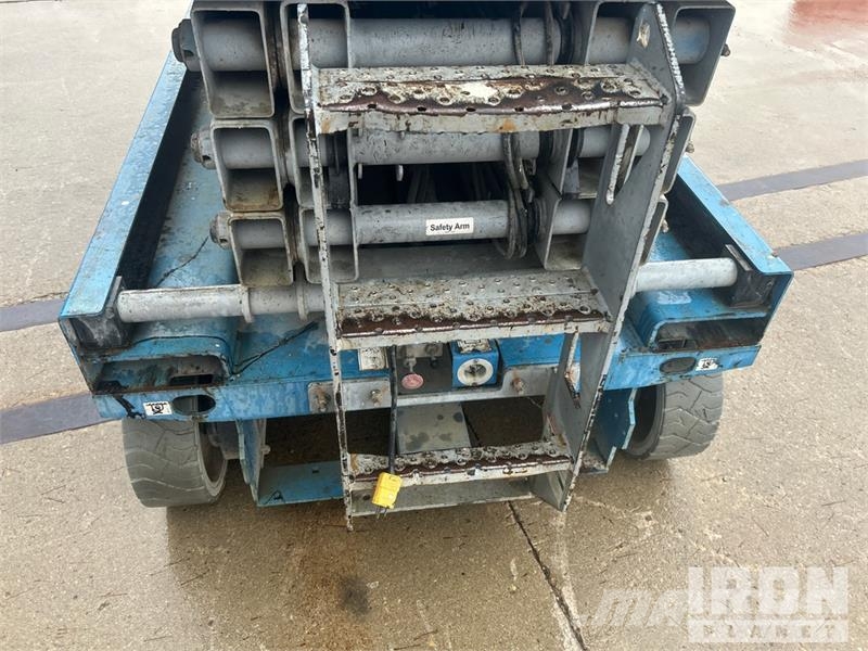 Genie GS2646 Electric Scissor Lift Škarjaste dvižne ploščadi