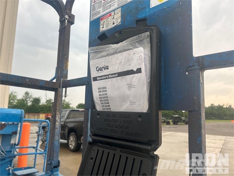 Genie GS2646 Electric Scissor Lift Škarjaste dvižne ploščadi