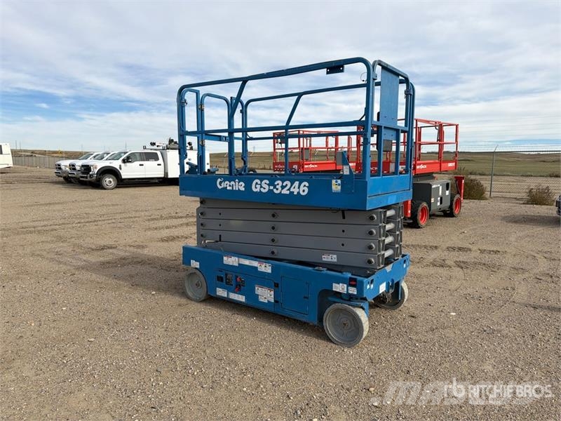 Genie GS3246 Electric Scissor Lift Elevadores de tesoura