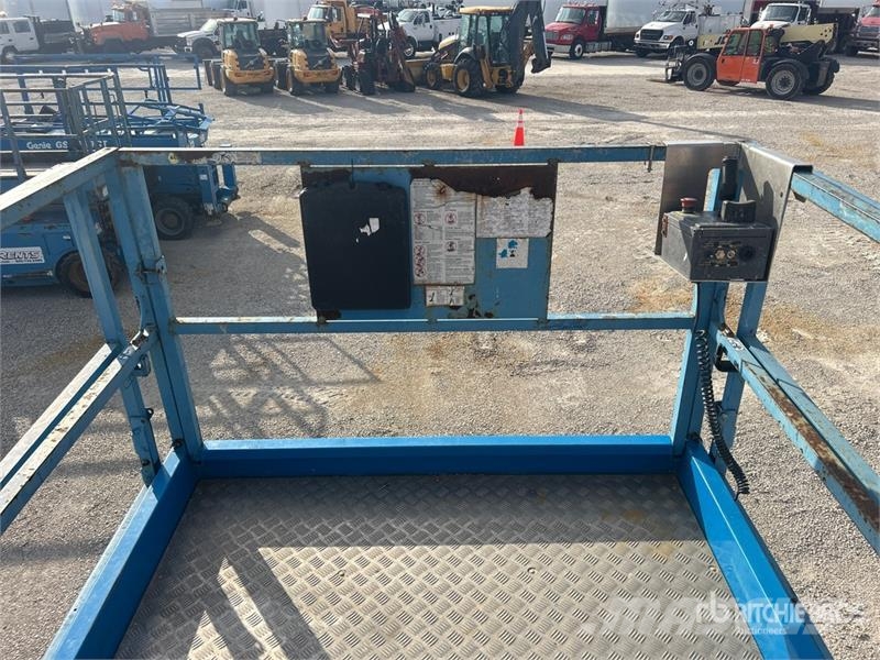 Genie GS5390RT Scissor Lift シザースリフト